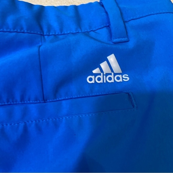 🛍️3/$30 Adidas women’s blue lightweight shorts in size 40 - Picture 3 of 11